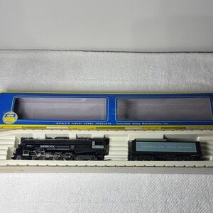 AHM NYC & STL 2-8-4 HO Scale Berkshire Steam Locomotive (New)